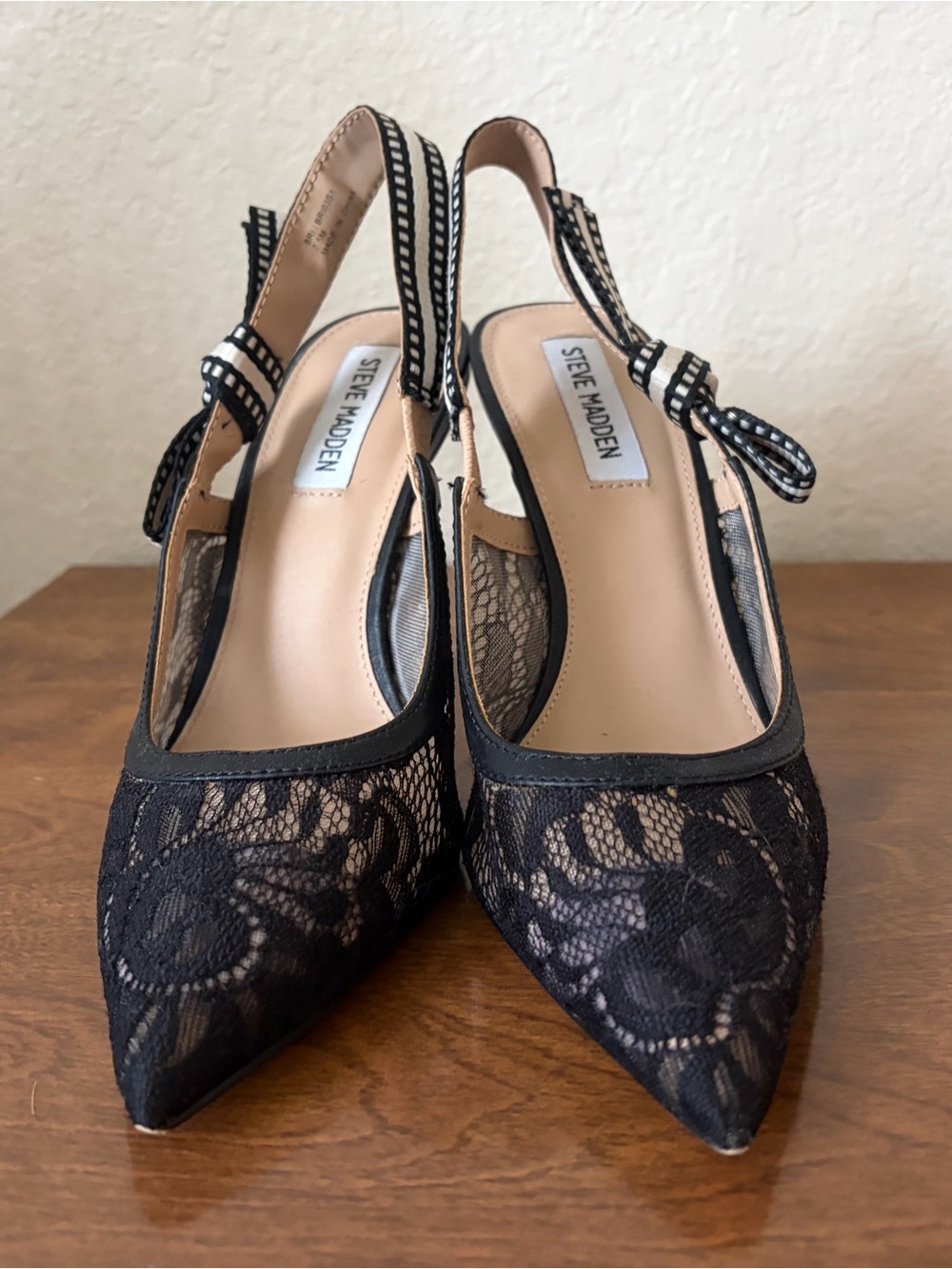 Black Pointed Toe Stiletto Heels - Women - Picture 2 of 3
